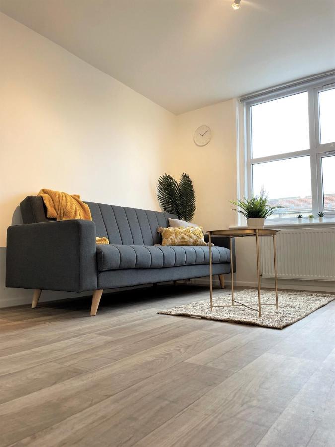 Bright&Spacious Central Apartment, SLEEPS 3 - Parking included Bournemouth Exterior foto