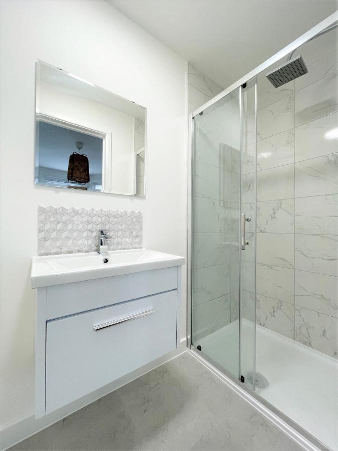 Bright&Spacious Central Apartment, SLEEPS 3 - Parking included Bournemouth Exterior foto