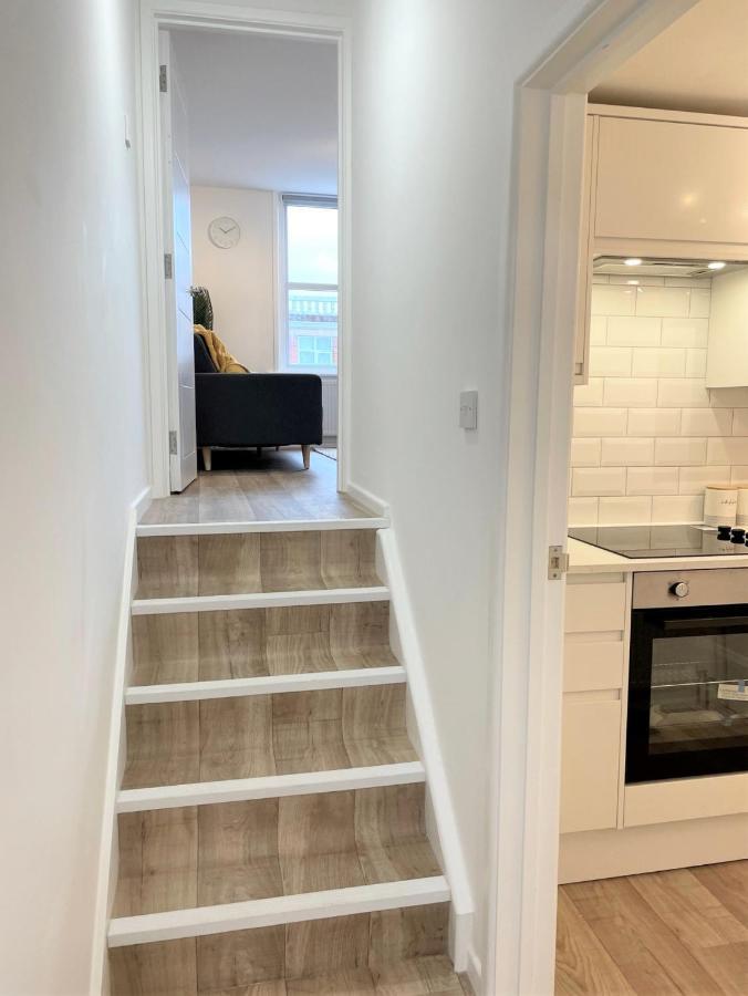 Bright&Spacious Central Apartment, SLEEPS 3 - Parking included Bournemouth Exterior foto