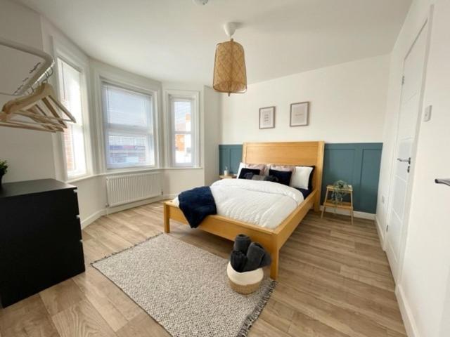 Bright&Spacious Central Apartment, SLEEPS 3 - Parking included Bournemouth Exterior foto