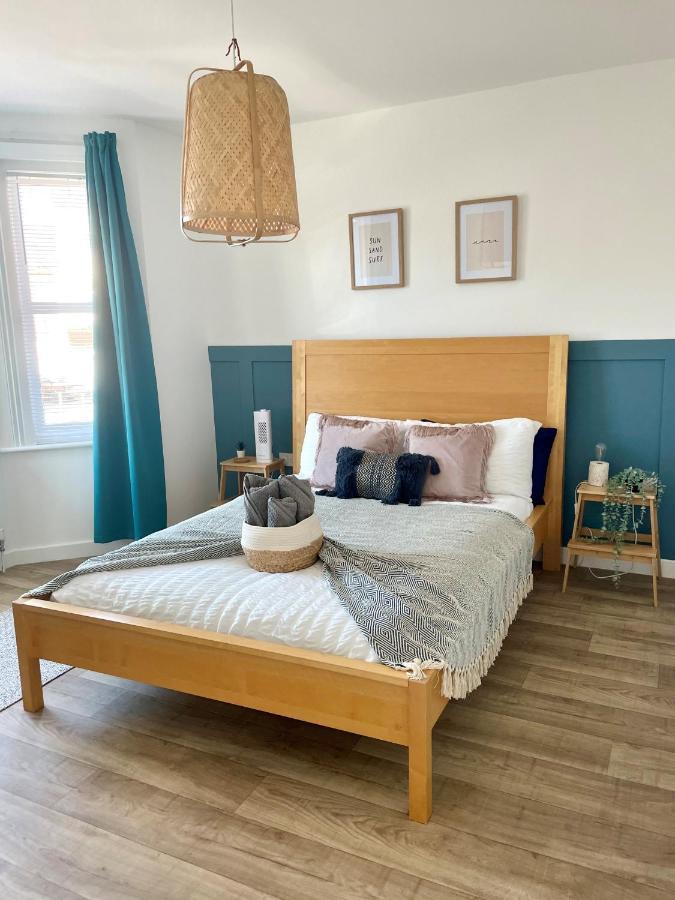Bright&Spacious Central Apartment, SLEEPS 3 - Parking included Bournemouth Exterior foto